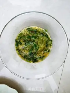 Make Eggs from the fragrance stand step 4