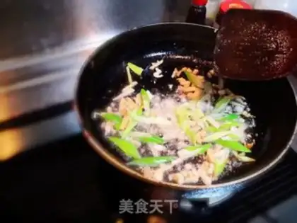 Make Dry-burned yellow fish step 4