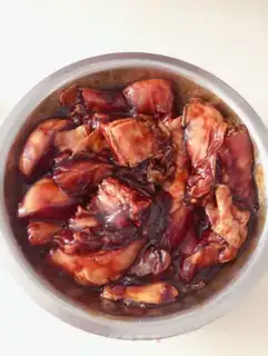 Make Soy chicken step 1