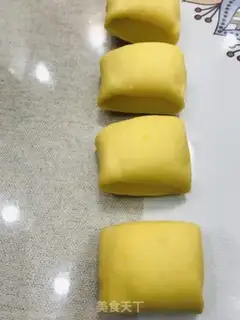 Make Pumpkin buns step 7