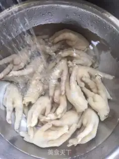 Make Sour chicken claws step 1