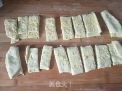 Make Butter and garlic hand tore step 13