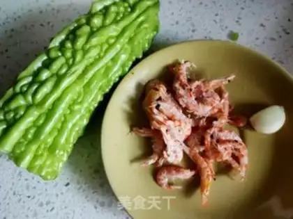 Make Seameat with bitter melons step 0