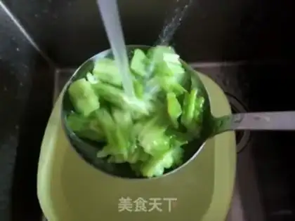 Make Seameat with bitter melons step 4