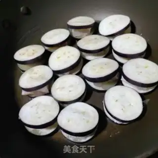 Make Shrimp roller cheese step 1