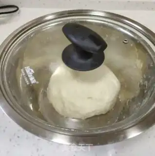 Make Onion cake step 1