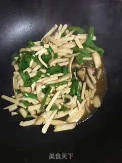 Make Pepper apricot mushroom dry step 3