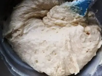 Make A pound cake of clot nuts step 3