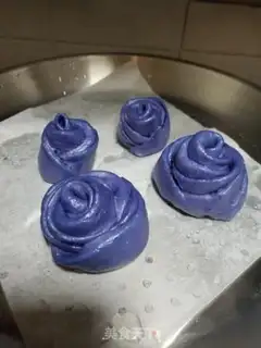 Make The blue chrysanthemum step 11