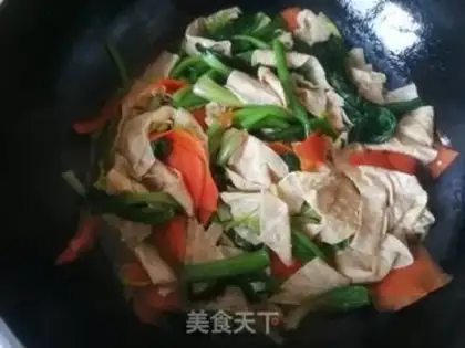 Make Carrots, spinach, tofu skin step 11