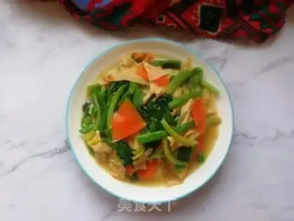 Make Carrots, spinach, tofu skin step 12