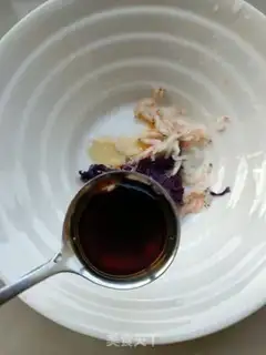 Make Cream shrimp sour dumplings step 7