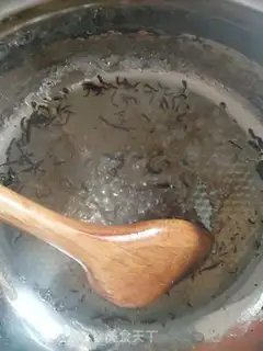 Make Caramel milk tea step 1