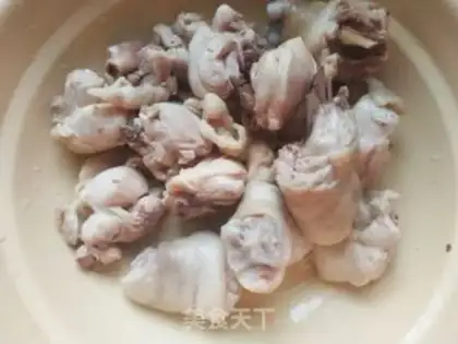 Make A chicken leg with mushrooms step 5