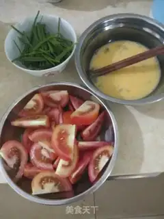 Make Homemade tomato eggs step 0