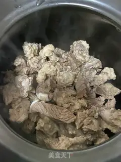 Make Cinnamon beef step 1