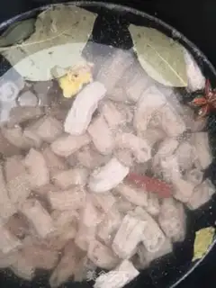 Make Little intestine tofu soup step 5