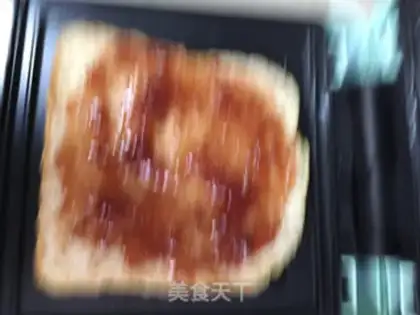 Make Banana jam sandwich step 2