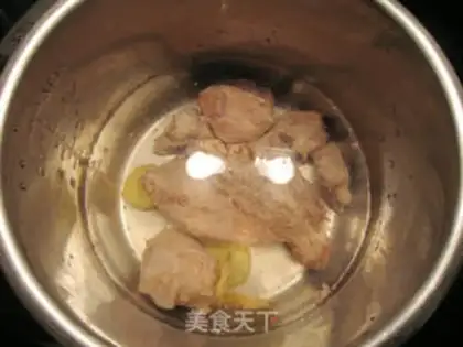 Make Pork bone apple corn soup step 2
