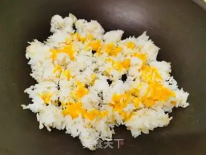Make Gold fried rice step 2