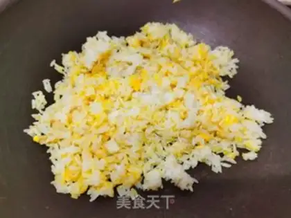Make Gold fried rice step 3