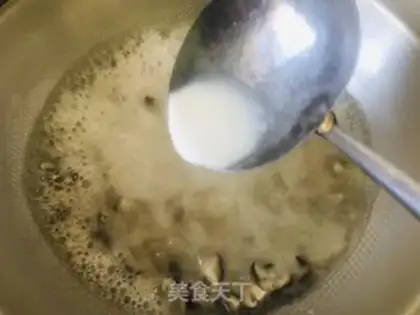 Make Spicy dry shrimp step 3