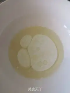 Make Tiger cake roll step 1