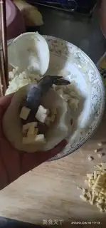 Make Potato shrimp balls step 4
