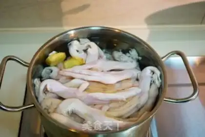 Make Spicy duck palm step 0
