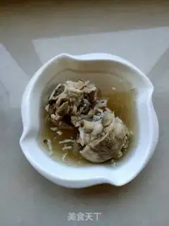 Make Bones soup and mushrooms step 1