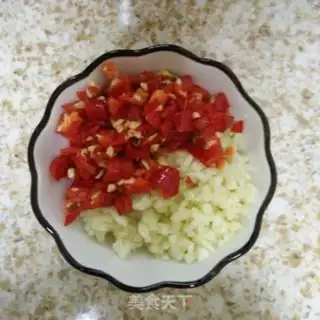 Make Garlic fans step 3