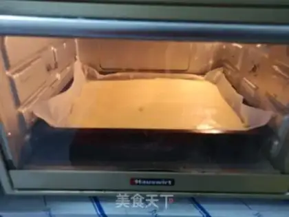 Make Tiger cake roll step 12