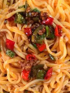 Make Twin pepper noodles step 7