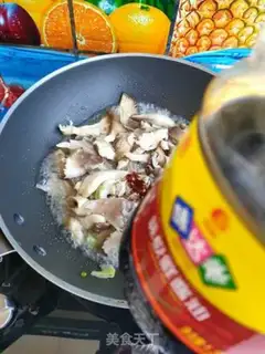 Make Bones soup and mushrooms step 8