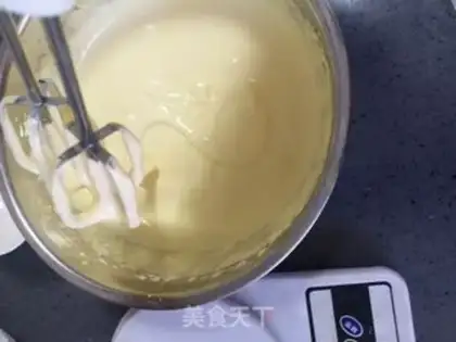 Make Tiger cake roll step 17