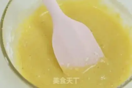 Make Strawberry avalanche cake step 5