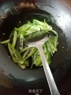 Make Piggy skin step 5