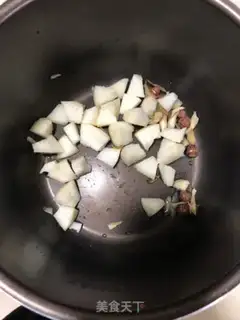 Make Pine date Sydney soup step 1