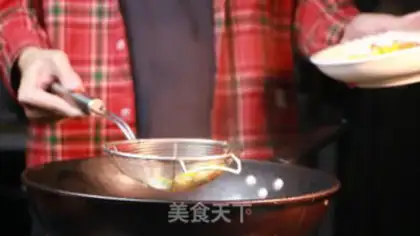 Make Pineapple rice step 4