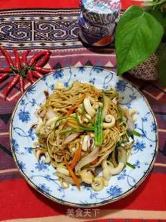 Make Seafood noodles step 9