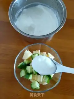 Make cucumber apple yogurt step 4