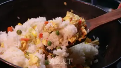 Make Pineapple rice step 7