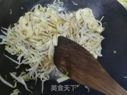 Make Bean sprouts step 4