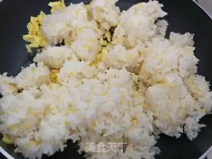 Make Egg fried rice step 5