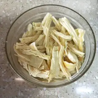 Make Scooter mackerel soup step 0