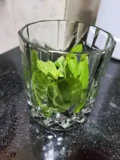 Make Mint tea step 2
