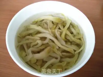 Make A white radish and a sledge step 2