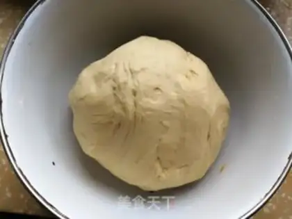 Make Red potato bird buns step 1