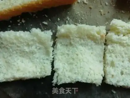 Make Toast eggs step 1