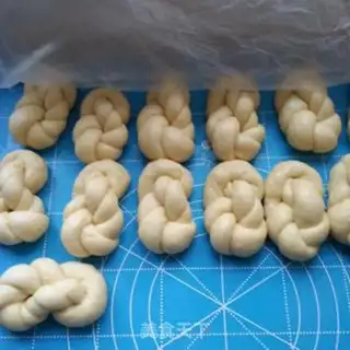 Make Handicrafted pistachio step 11